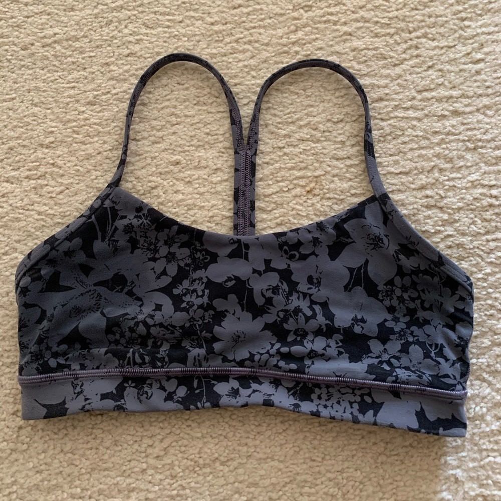Flow Y Sports Bra